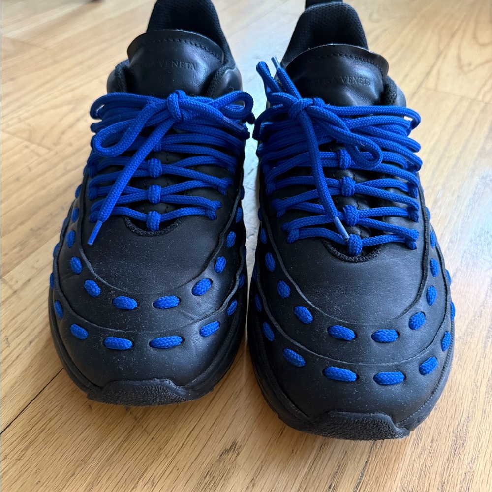 Bottega Veneta Black and Blue Athletic Shoes
